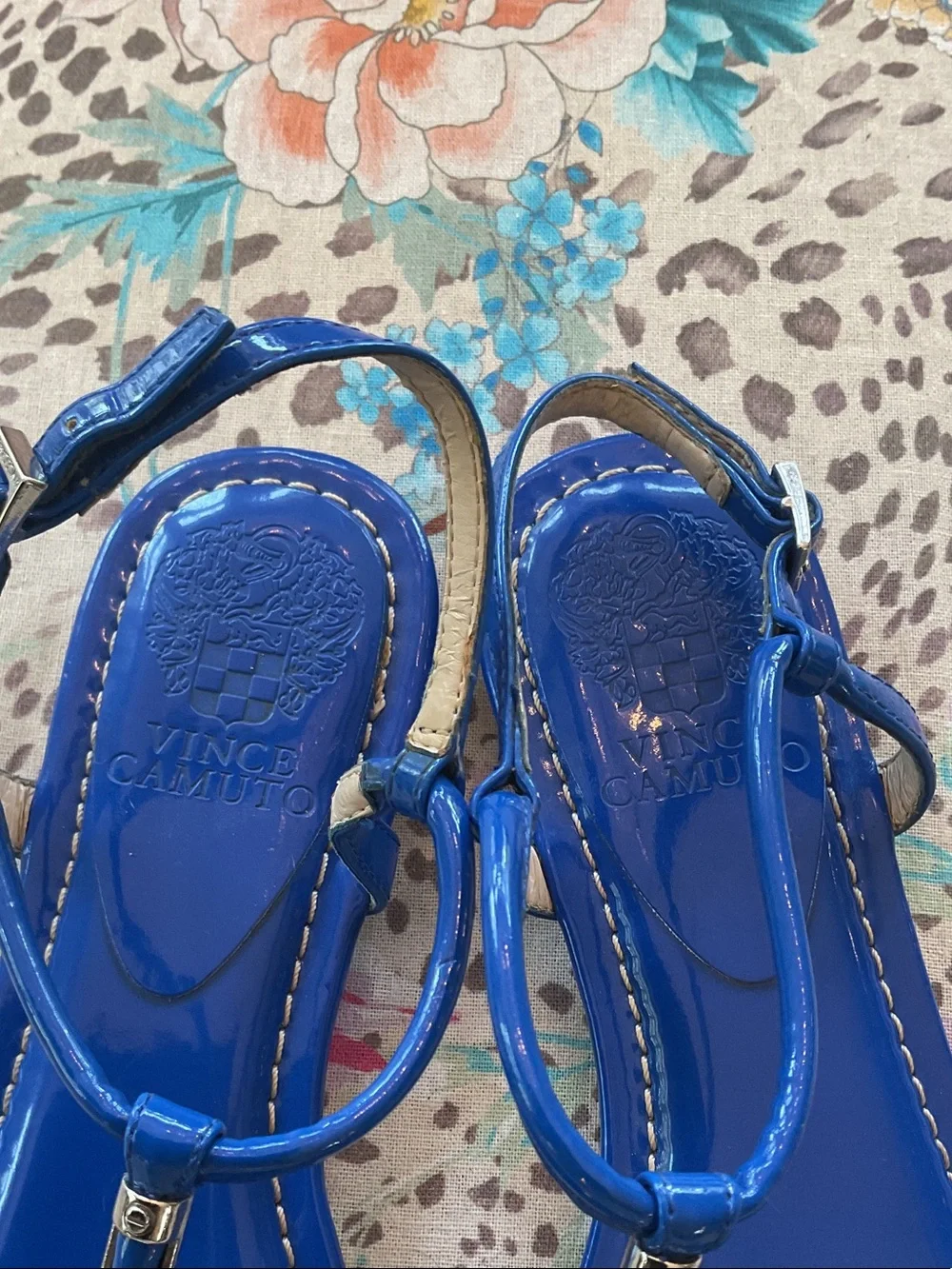 Vince Camuto patent leather
